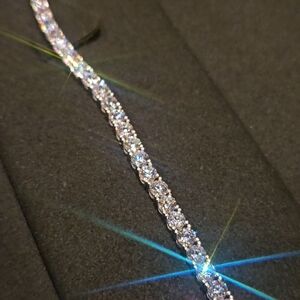 Classic White Crystal Tennis Bracelet - Elegant Women Jewelry